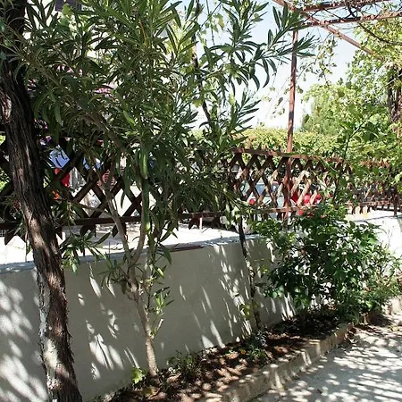 With A Parking Space Jelsa, Hvar - 4589 Apartment