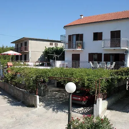 Apartament With A Parking Space Jelsa, Hvar - 4589