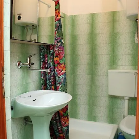 With A Parking Space Jelsa, Hvar - 4589 Apartament *