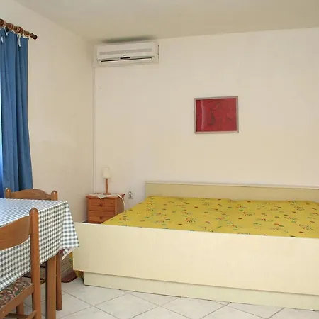 With A Parking Space Jelsa, Hvar - 4589 Apartament *